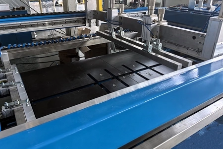 Machine de sérigraphie automatique pour verre automobile