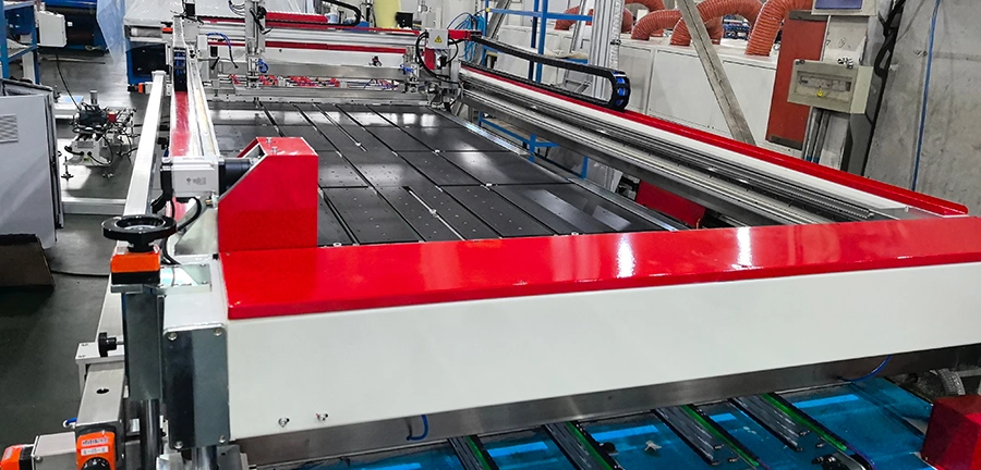 Machine de sérigraphie automatique pour verre automobile