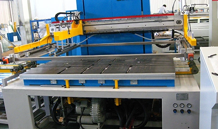 Machine automatique de sérigraphie pour verre d’électroménager